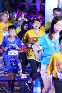 BIB: 3106
                            <button type="button" onclick="openModal(26255433)" class="btn btn-primary btn-sm float-right btn-popup" data-toggle="modal" data-target=".modal-high-quality">
                        <i class="fas fa-shopping-cart"></i> Add to Cart
                    </button>
                                            <button type="button" onclick="isThisMe(26255433, true)" class="btn btn-success btn-sm float-right btn-popup btn-isme hidden" data-toggle="tooltip" data-placement="bottom" title="นี่คือรูปของคุณใช่ไหม คลิกที่นี่เพื่อเอาเข้าอัลบั้ม">
                        <i class="fas fa-plus"></i> Add to album
                    </button>
                    <button type="button" onclick="isThisMe(26255433, false)" class="btn btn-warning btn-sm float-right btn-popup btn-isnotme hidden">
                        <i class="fas fa-ban"></i> Remove from album
                    </button>